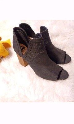 Fergalicious by Fergie Black  Suede Side 10