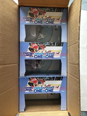Assorted 1997 Starting Lineup NHL Freeze Frame One on One/Case-6