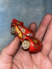 Disney Pixar Cars Paint Mask Lightning McQueen Eyes Lenticular Chase Diecast