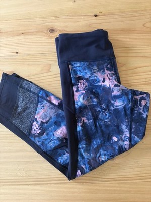 Lululemon Women's Leggings If You re Lucky Berry Print Moody Mirage Size 4 Crop