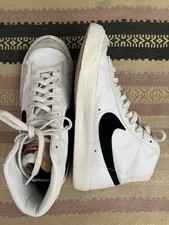 Nike Blazer Mid '77 Vintage sneakers white leather upper black suede Logo