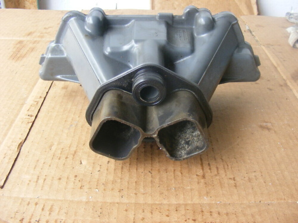 Suzuki Outboard DF 200-225-250 HP Exhaust Tube 14211-93J00 Oil Pan