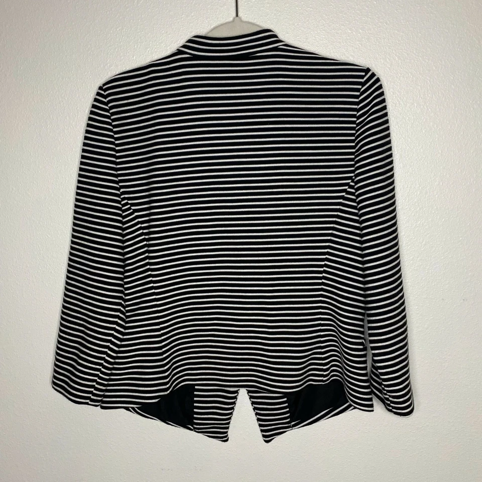 Blazer a rayas blanco y negro Cynthia Rowley - talla grande para mujer Foto 3 de 4