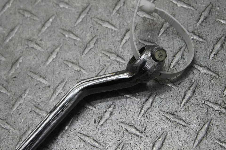 Yamaha VMAX 1200 VMX1200 1986 juego trasero derecho pedal de freno Foto 4 de 4