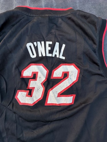 Vintage Reebok NBA Miami Heat Shaquille O'Neal #32 Jersey Size Youth XL (18-20). - Picture 5 of 5