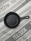 Vintage Number 3 Wagner Ware Sidney O 1053 P Cast Iron 7" Skillet