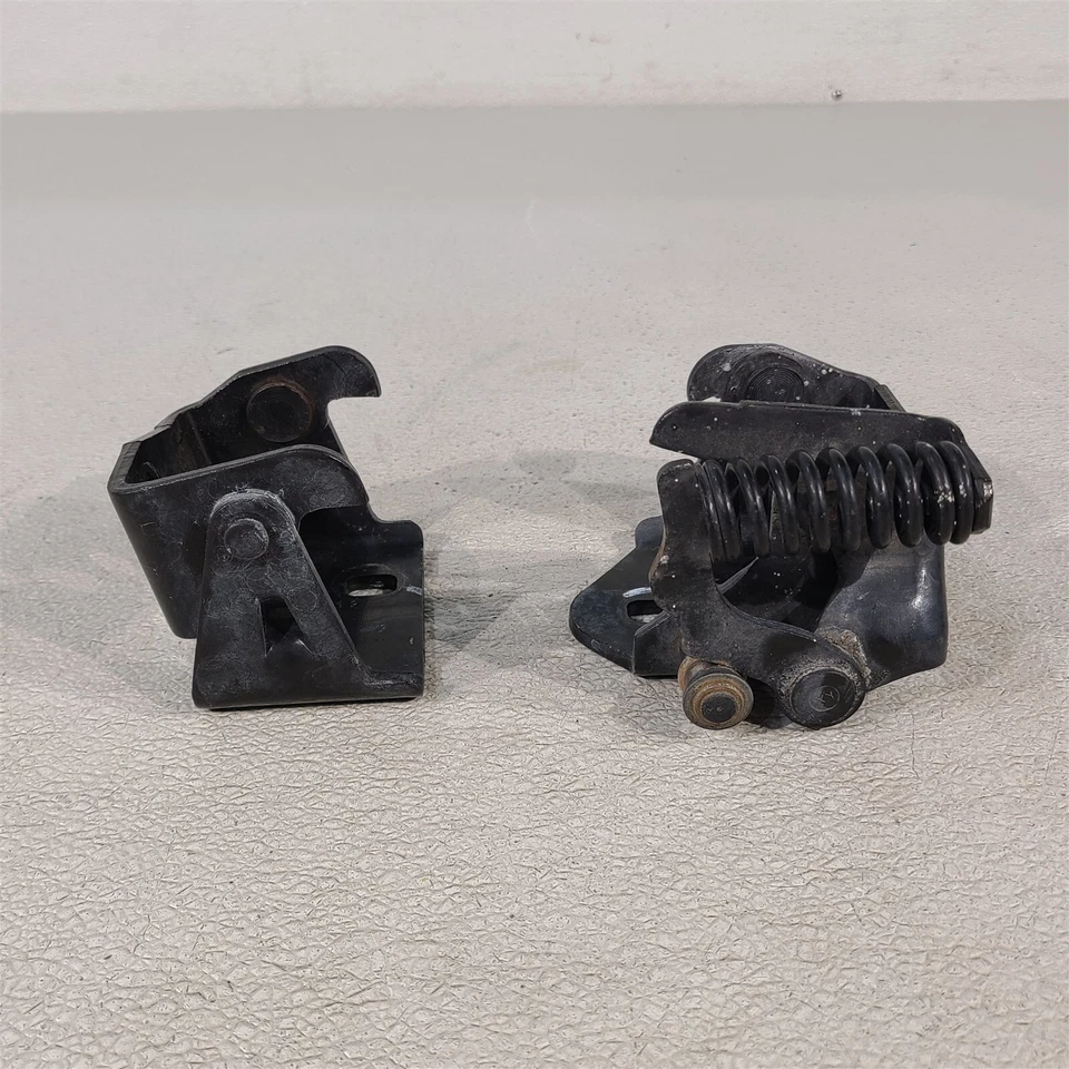 05-13 Corvette C6 conjunto de dobradiça de porta de passageiros par superior inferior fabricante de equipamento original Aa7411 - Imagem 4 de 4