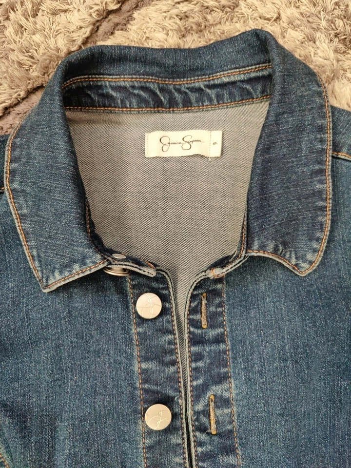 Jessica Simpson Denim Jumpsuit - Short Sleeve, Button-Front, Flare Leg Size 6 - Image 2 of 4