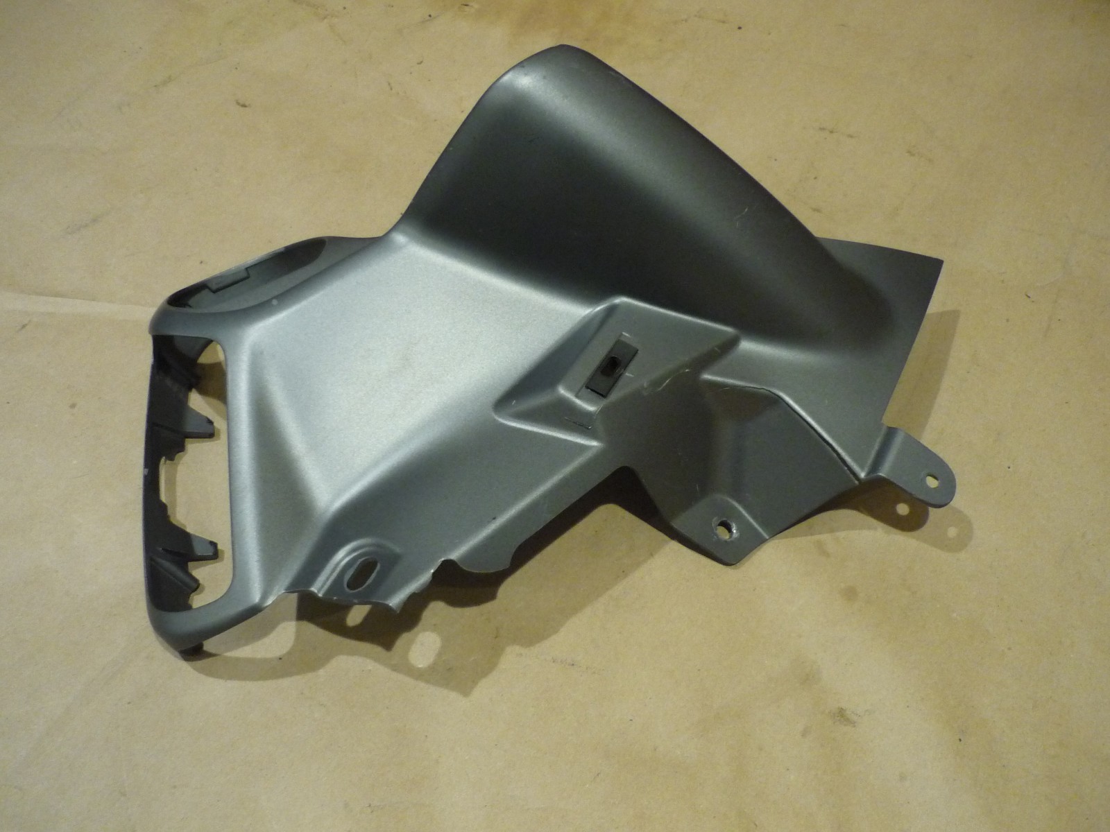 Ferrari 458 - Center Dash Air Vent Housing LHD (Damage) - P/N 82986400