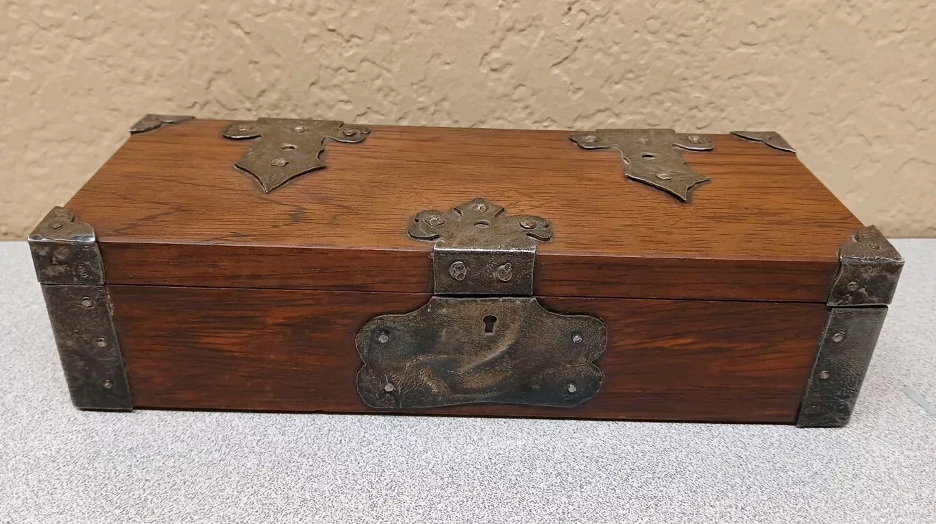 Picture 1 of 11