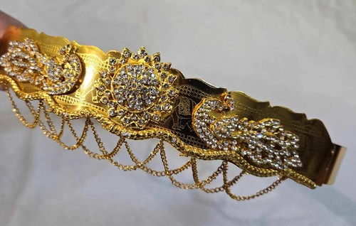 Usha gold plated waist belt - Picture 3 of 13