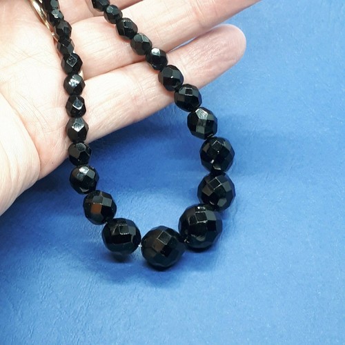 Vintage faceted French jet, graduated beads, 4mm to12mm diameter, length 38.5 cm - Picture 2 of 7