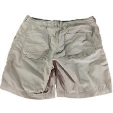 Mountain Hardwear Shorts Mens 34 Mesa V2 Nylon Travel Hiking Tech Active Outdoor