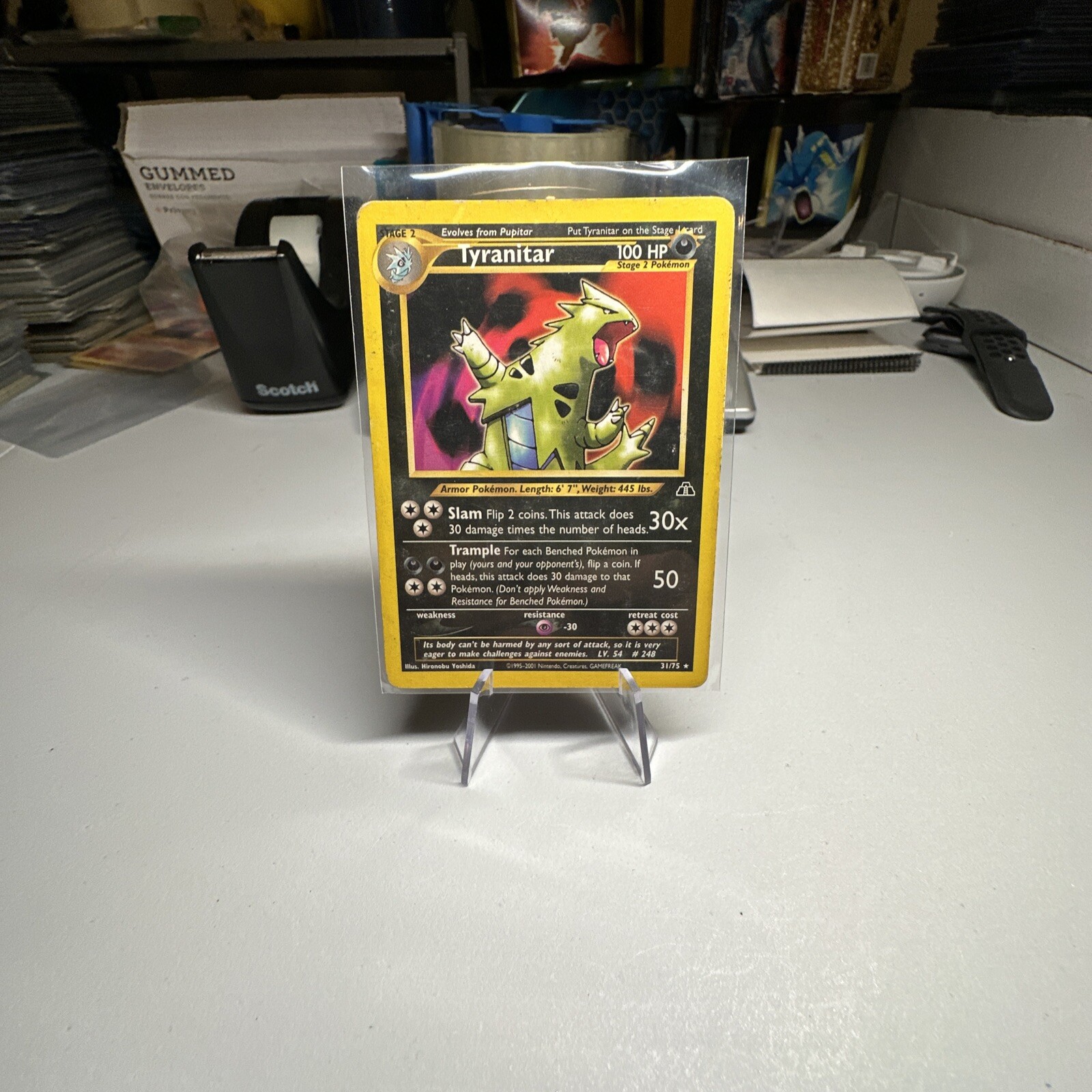 POKEMON CARD - TYRANITAR 31/75 RARE NEO DISCOVERY