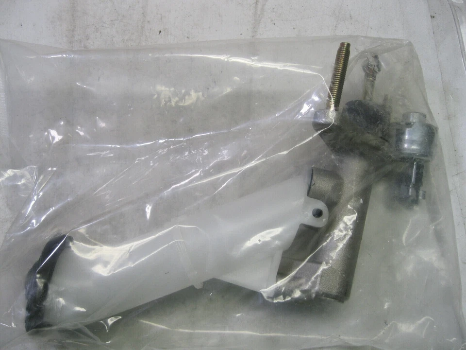 Clutch Master Cylinder Bendix 13502 Foto 3 de 4
