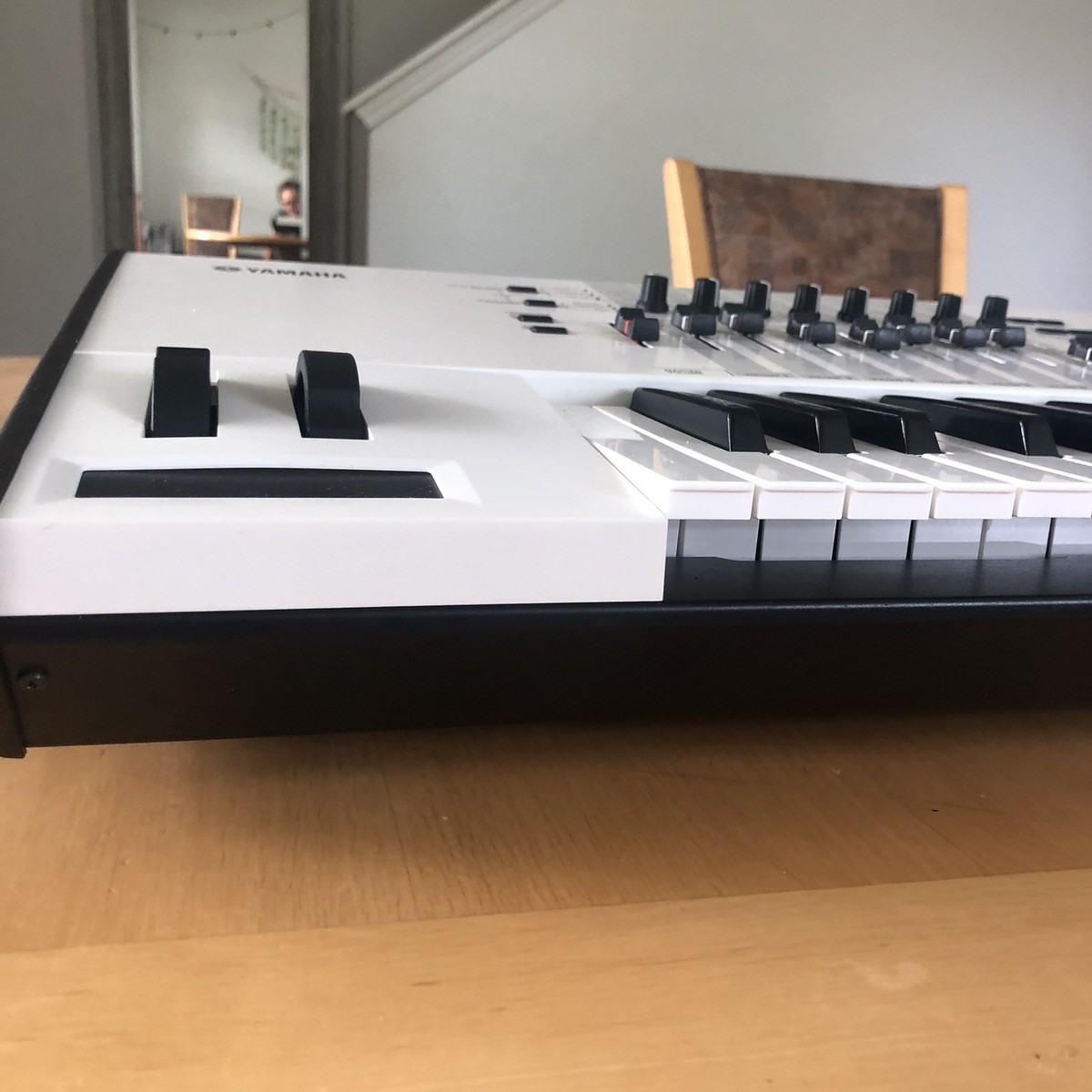 YAMAHA Motif XF7 WHITE Digital Synthesizer Synth Keyboard Musical