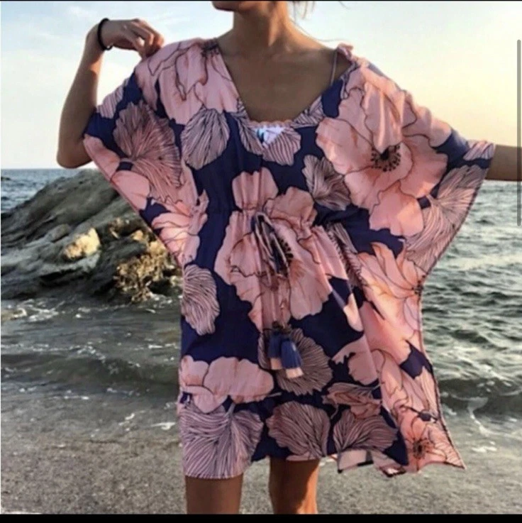 Anthropologie Maaji Encubrir Caftán Talla Pequeña Azul Rosa Floral Playa Vacaciones Foto 2 de 4