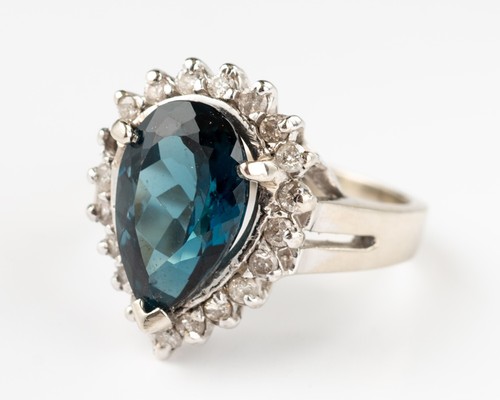 14k White Gold Pear Natural London Blue Topaz & Diamond Ring size 5 1/2