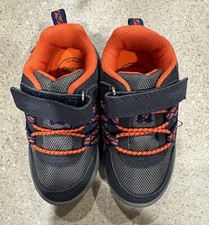 OshKosh B'Gosh Boy's Sneaker, Grey, Baby 6M BRAND NEW