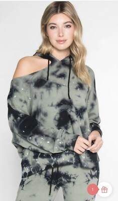 CHRLDR COCO - COLD SHOULDER OVERSIZED HOODIE- Sage cloud - size SMALL