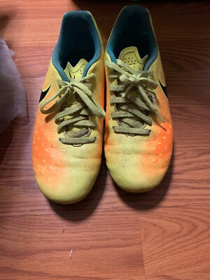 kids magista soccer cleats