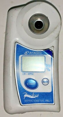 ATAGO POCKET REFRACTOMETER, PAL-1, 0-53% BRIX RANGE, 3 VOLT