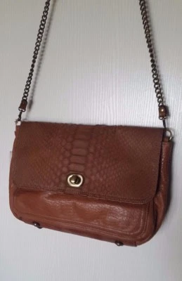 ABACO EVE CHAINE PYTHON E16 SAC EN PYTHON ET CUIR D'AGNEAU CAMEL PRIX 690 EUR  - Photo 1/4