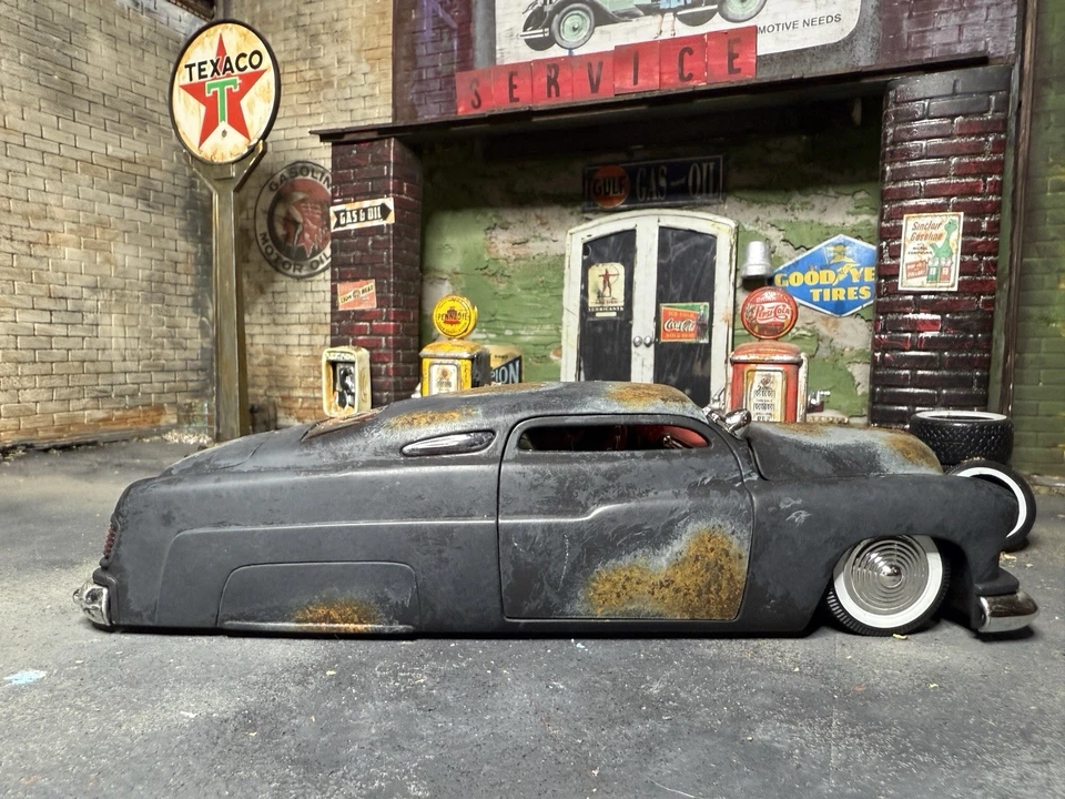 Jada 1/24 1951 Mercury Rat Rod pátina oxidada desgastada Foto 2 de 4