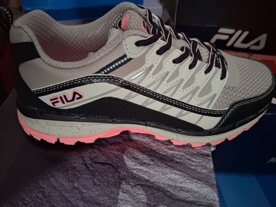 WOMEN`S FILA TRAIL RUNNING EVERGRAND TR 21.5 SNEAKERS SIZE 7M NEW