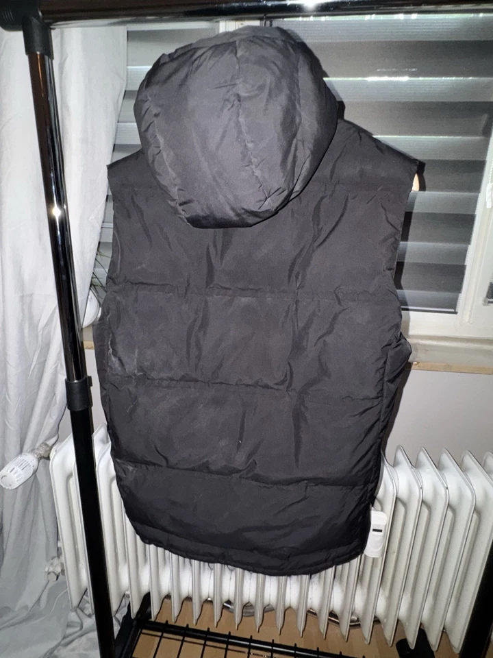 H&M Sport Herren Steppweste Schwarz mit Kapuze Reißverschluss Gr. S - Bild 3 von 3