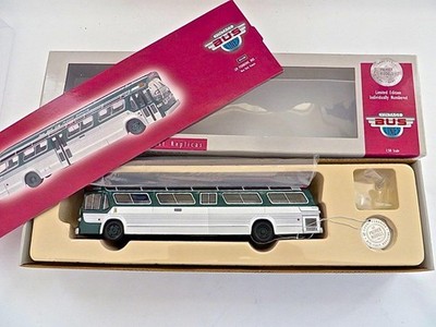 Corgi Fishbowl BUS New York City Transit-Green 1:50 SCALE w/mirrors C54308 Rare!