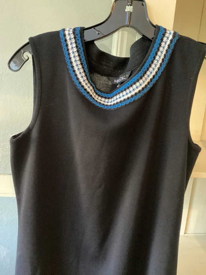 Vestido Misook Sin Mangas Eléctrico Azul Cuello Isla Justa Negro Acrílico Tejido Pequeño Foto 2 de 4