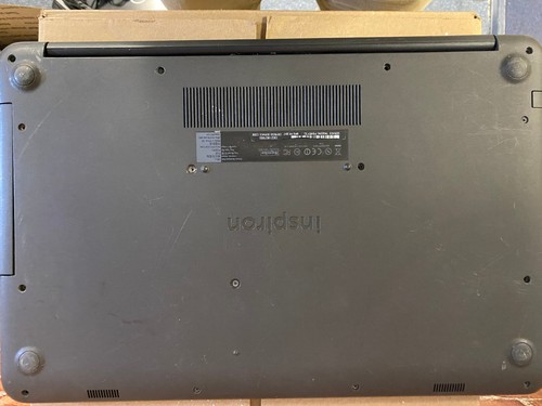 Dell Inspiron P32E (AMD A9-9400 Radeon R5, 12 GB RAM, DISCO DURO DE 1,8 TB) *TAL CUAL* - Imagen 7 de 7