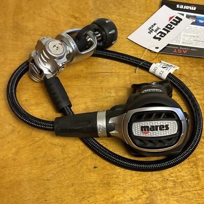 Mares ULTRA 62X Yoke - Lightweight Scuba Diving Regulator - 416272-INT