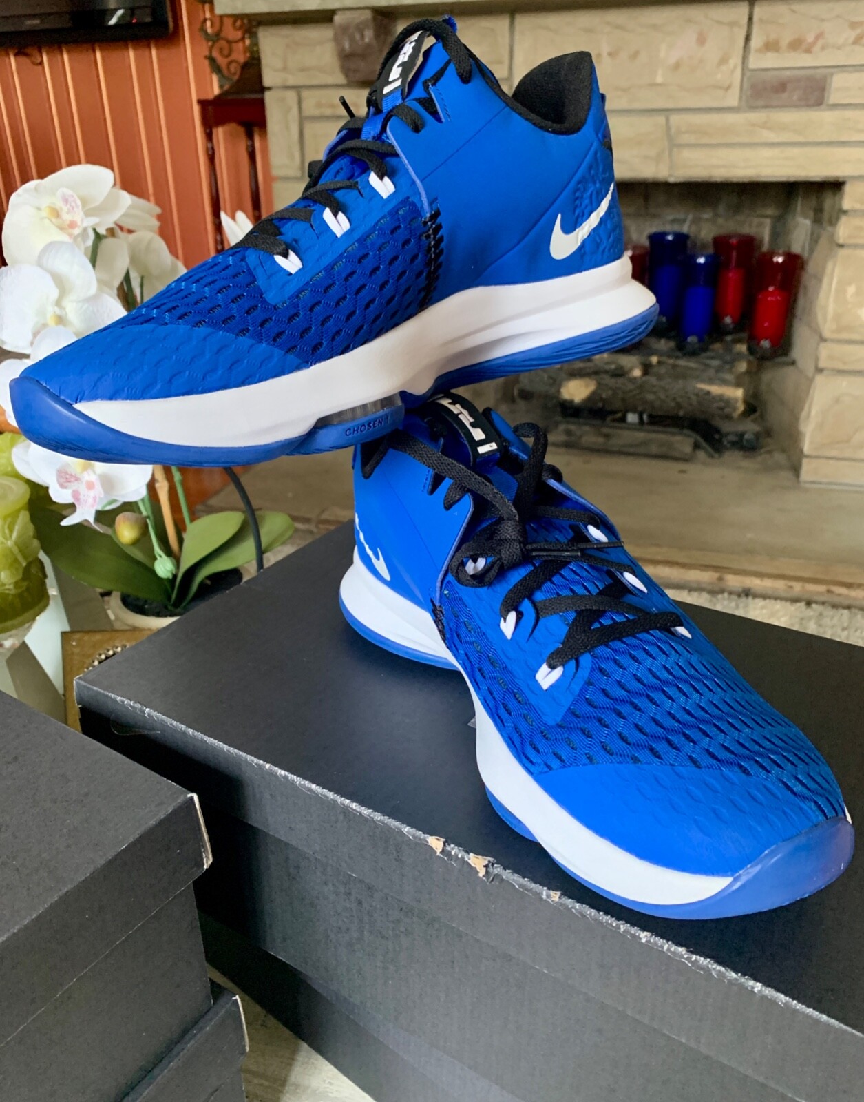 nike men's blue basketball shoes