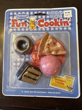 Vintage 1987 MEL APPEL FUN COOKING DELICIOUS LOOKIN PLASTIC FOOD Dessert