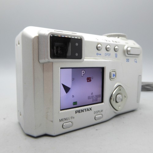 Pentax Digitalkamera Optio 555 5.0MP silber getestet - Bild 3 von 9