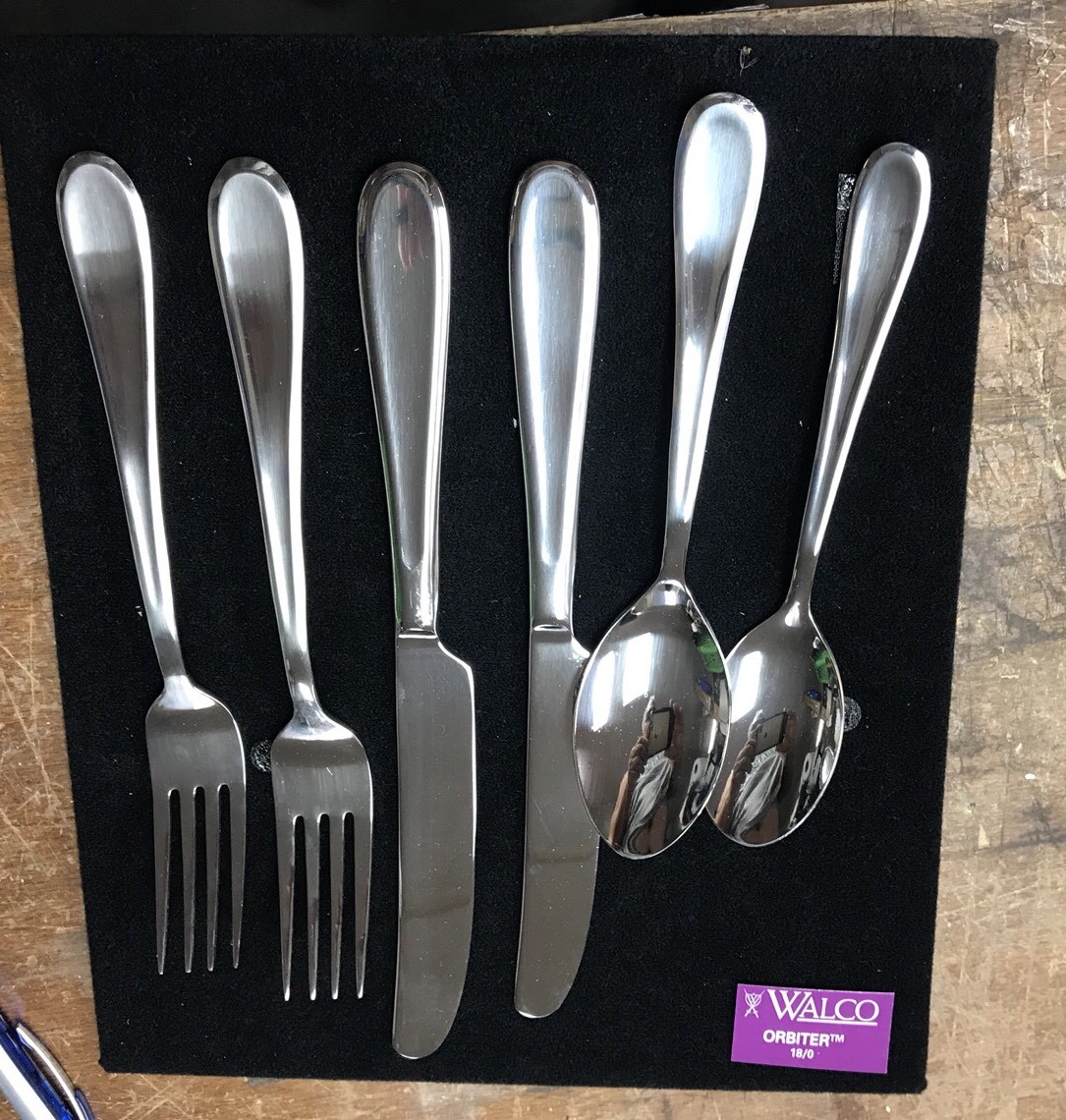 Walco - Orbiter 5 Piece Place Setting NEW