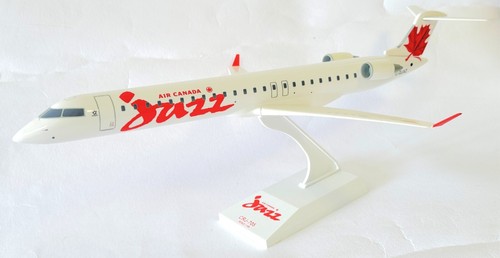 Bombardier CRJ-700 Air Canada Jazz Premium Skymarks Collectors Model 1:100 - Picture 5 of 6
