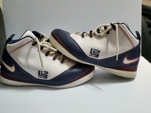 lebron james 2 shoes