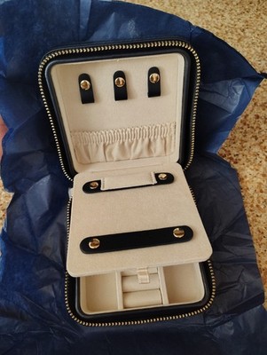 NEW ''Maria'' Navy Leather Zip Travel Jewelry Case