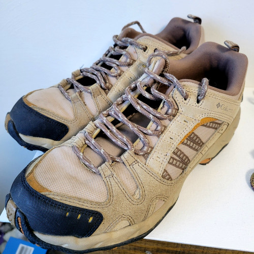 Columbia Mens Tagori BM3477-265 Beige Hiking Sneakers Shoes Size 9.5 Nice Shape