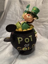 Pier 1 One VINTAGE POT OF GOLD LUCKY LEPRECHAUN Glitter Figurine VERY RARE! VHTF