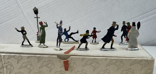 Lot 10 Vintage Heinrichsen German Flat Lead Figures Skaters, Winter Scene - Picture 4 of 13