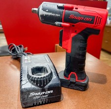 Snap-On CT861 3/8 Impact Gun/Wrench 1 Battery & Charger