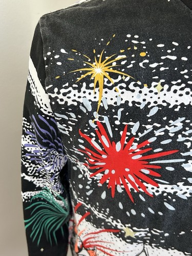 Maglione Disney Parks 100 Anni Finale L Castello di Topolino Fuochi d'artificio 2023 Colorato - Foto 4 di 10