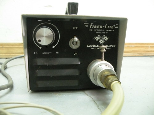 Illuminatore Dolan-Jenner Fiberlite 170D tubi luce multipla FUNZIONA NECESSITA LAMPADA - Foto 1 di 9