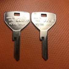 Key Blank  Y153 P1786 CHR18  set of 2  fits: 1986-1989 Dodge Pickup Truck