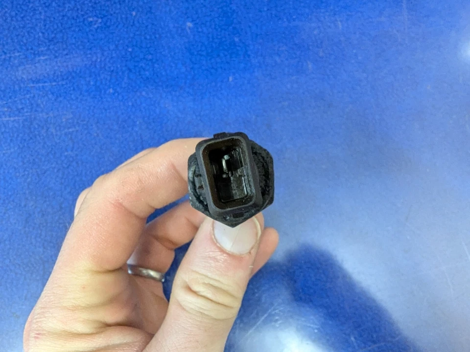 oem TRW V20-73-0123 Oil Pressure Switch BMW HONDA LAND ROVER Foto 3 de 4