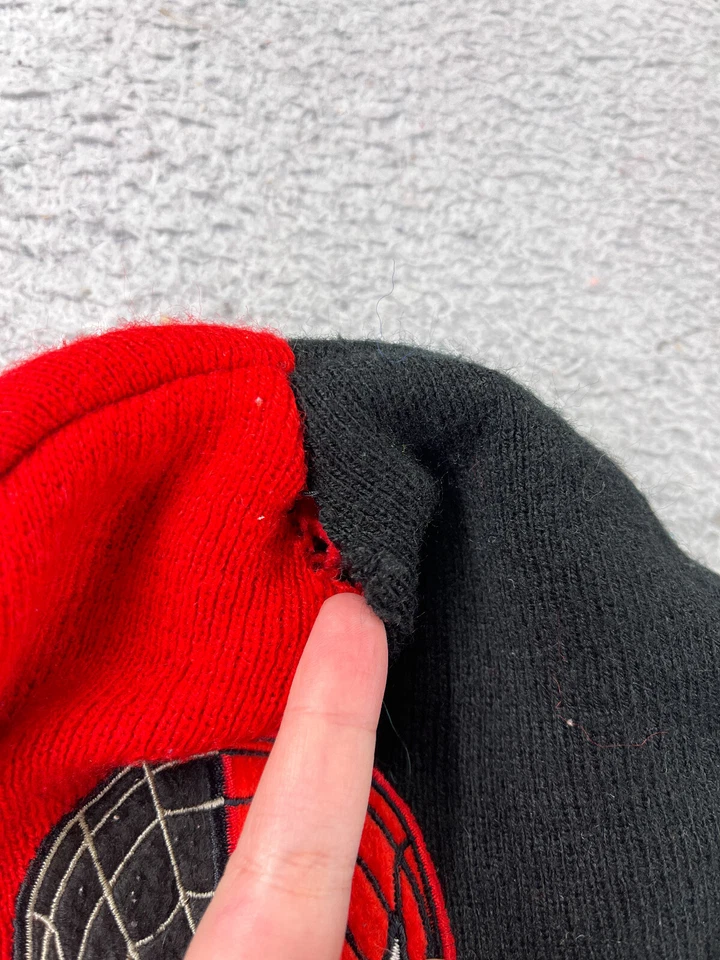 Gorro Spiderman Doble Problema Toque Juvenil Rojo Negro Tejido Bordado Acrílico Foto 3 de 4